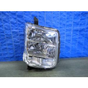3552　エブリィワゴン　DA17W　右ライト　HID　LE14C6329　レンズ美品