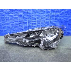 2685　カローラスポーツ　210　左ライト　LED　12-612　N　ZWE211H　NRE210...