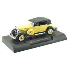 1933 Cadillac Fleetwood Phaeton 1/32 Yellow