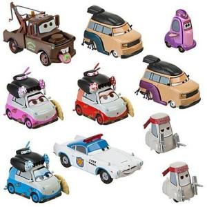 ディズニー・ピクサー カーズ メガフィギュアセット セット内容最高】ディズニーストアのフィギュアセット！カーズ