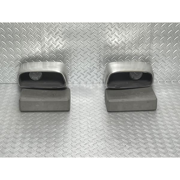 【現行モデル3】ポルシェ マカン 2000cc 純正マフラーカッター マフラーエンド 95B.253...