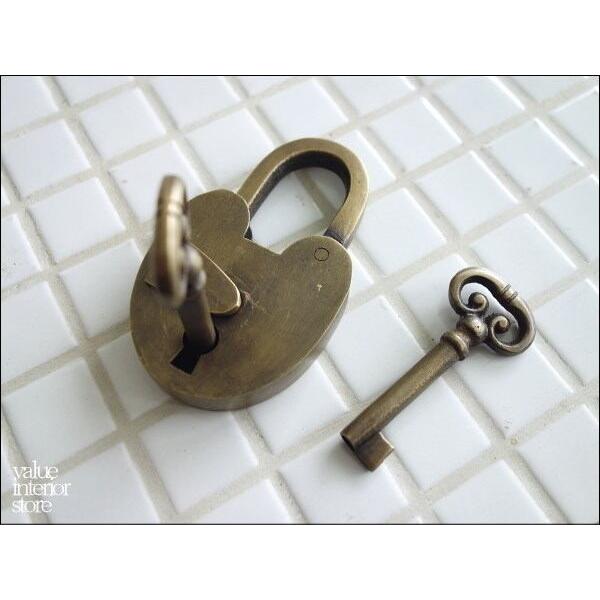 真鍮南京錠x033 ブラスロック 鍵 錠前 カギ 大型 真鍮金物 エスニック 手作り 南京錠と鍵×2...
