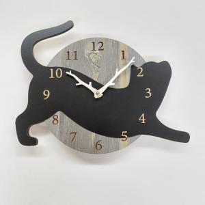 はみだしネコちゃん壁掛け時計　猫(伸び)　黒　ねこ　静音壁掛け時計　おしゃれ　職人が作る日本製　プレゼント　贈り物