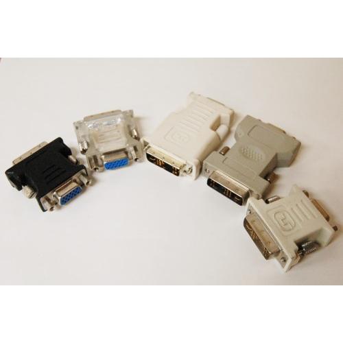 (中古品)VGA-DVI変換アダプター D-Sub 15pin(F) - DVI-A 17pin(M...