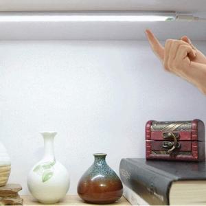 ワンタッチ LEDセンサーライト LED21灯 USBライト バーライト