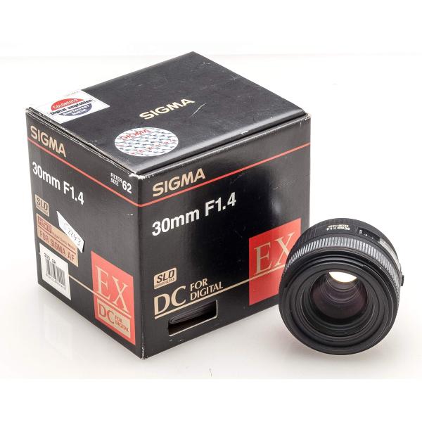 SIGMA 単焦点標準レンズ 30mm F1.4 EX DC HSM シグマ用 APS-C専用