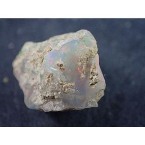 エチオピアオパール原石(Rough Opal) Yita Ridge, Mezezo, Shewa Province, Ethiopia 産　寸法　：　１３．９X１０．４X９．９ｍｍ/１ｇ｜vecsutoneclub