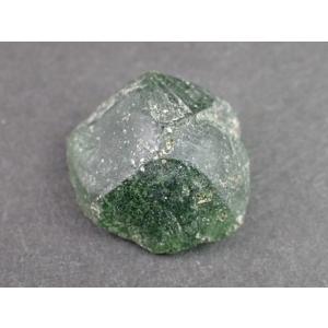 オブシディアンorガラス　Kai, Mali, Africa 産　寸法　：　２４．０X２１．２X１２．０ｍｍ/６ｇ｜vecsutoneclub