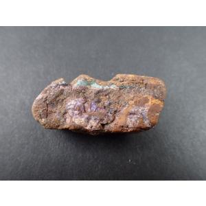 ボルダーオパール原石　オーストラリア産　寸法　：　４２．０X２１．５X１３．６ｍｍ/１８ｇ｜vecsutoneclub