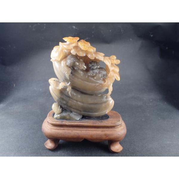 最高品質寿山石（高山石豊牧）　彫刻　林　国平氏作　中国福建省産　寸法　：　95.3X80.3X23....