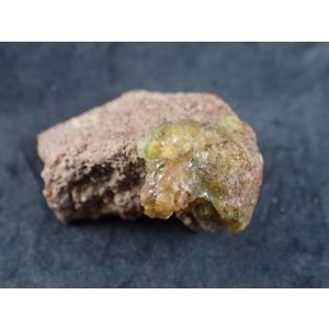 玉滴石(Hyalite) Zacatecas, Mexico 産　寸法　：　30.4X23.3X16.1mm/7g｜vecsutoneclub