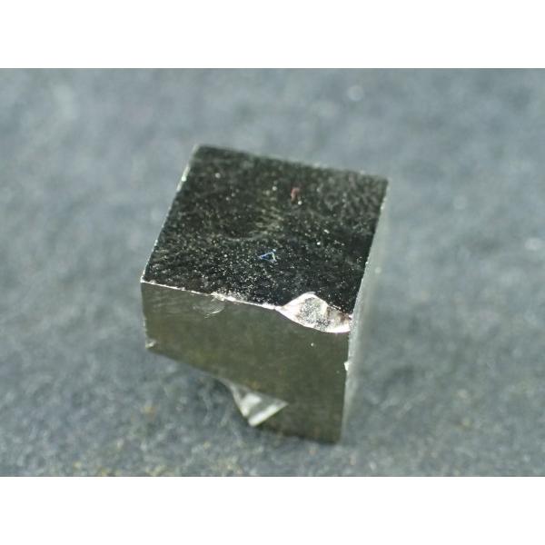 最高品質黄鉄鉱(FeS2, Pyrite) Navajun, La Rioja, Spain 産　寸...