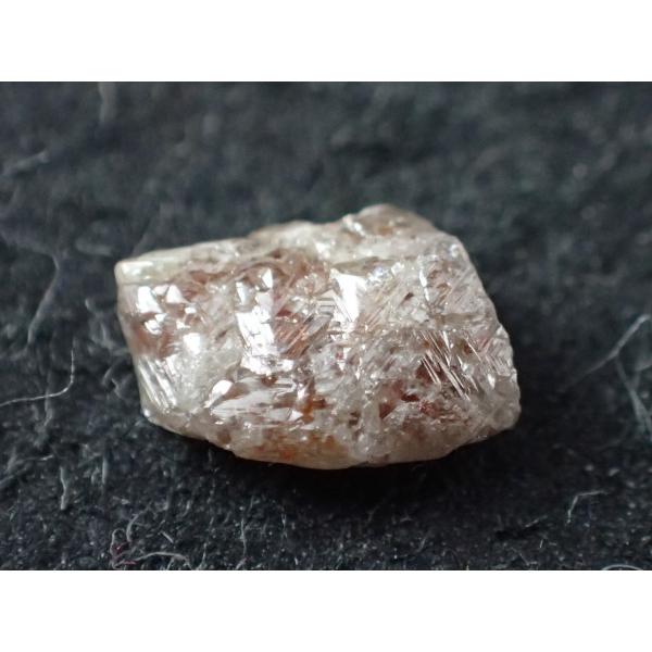最高品質レッドダイヤモンド原石(Red Diamond) South Africa 産　寸法　：　7...