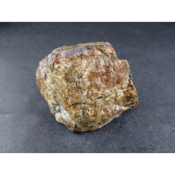 最高品質大和光石原石　宮崎県産　寸法　：  76.9X49.9X47.0mm/170.0g