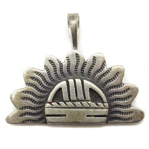 ジェラルドロマベンテマ Gerald Lomaventema ホピ族 サンフェイス ペンダント トッ...