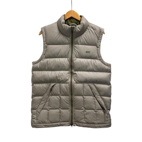 ナイキ NIKE ダウンベスト ノースリーブ ハイネック プリント 541475-077 M カーキ...