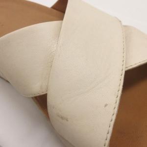 アグ UGG Emily エミリー スライドサ...の詳細画像5
