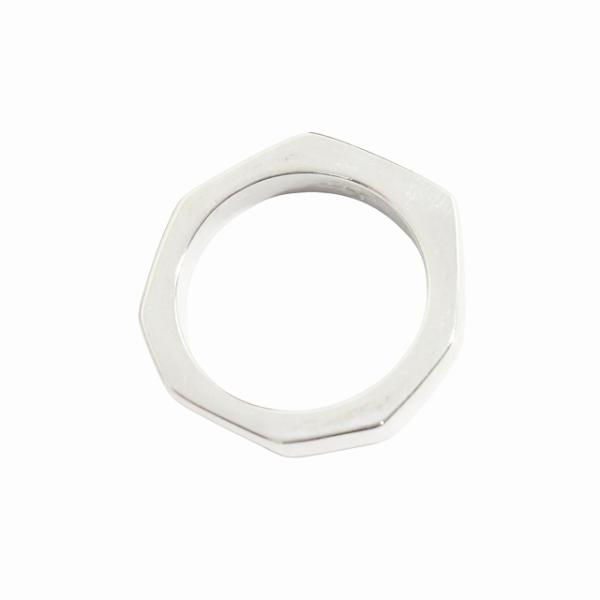 新品仕上げ済 新同 極美品 グッチ GUCCI アシンメトリー ナットモチーフ ヘキサゴン リング ...