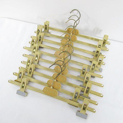 グッチ GUCCI パンツハンガー10本セット ベージュ系 ロゴ 文字 小物 その他