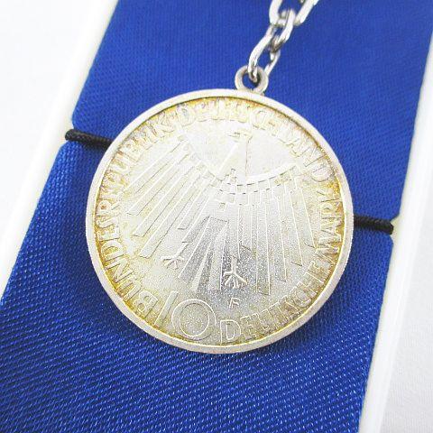 1972年 ミュンヘンオリンピック記念 10マルク銀貨 記念硬貨 メダル コイン シルバー系 キーホ...