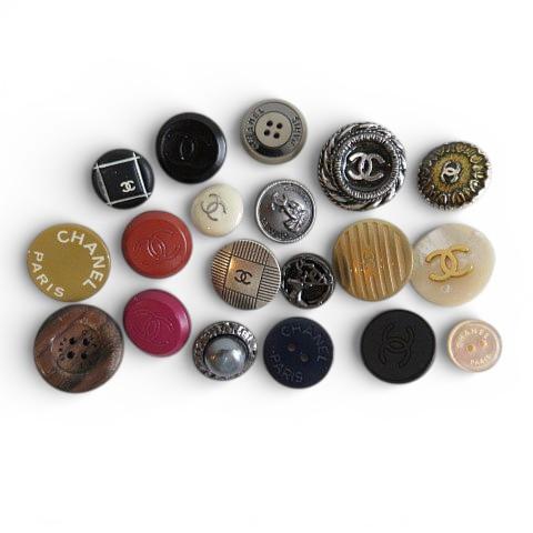 シャネル CHANEL 替えボタン 予備ボタン 19個セット サイズ違い デザイン違い ココマーク ...