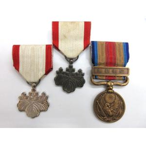 勲八等白色桐葉章 支那事変従軍記章 勲章 おまとめ3点 徽章 記章 共箱