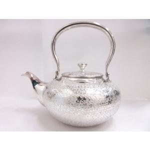 銀川堂 いぶし銀 燗瓶 特選洋銀 鎚目起肌 酒器 茶器 金属工芸品 銀瓶 329g 共箱