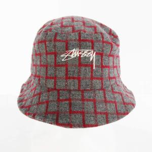 ステューシー STUSSY バケット ハット 幾何学模様 チェック ロゴ 刺繍 S/M グレー レッド 赤 （株）ジャック メンズ