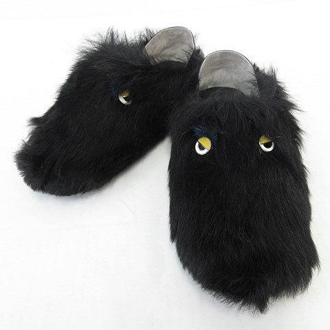 未使用品 フェンディ FENDI スリッポン ルームシューズ スリッパ モチーフ ファー ブラック ...