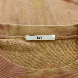 スライ SLY トレーナー スウェット F ピ...の詳細画像3