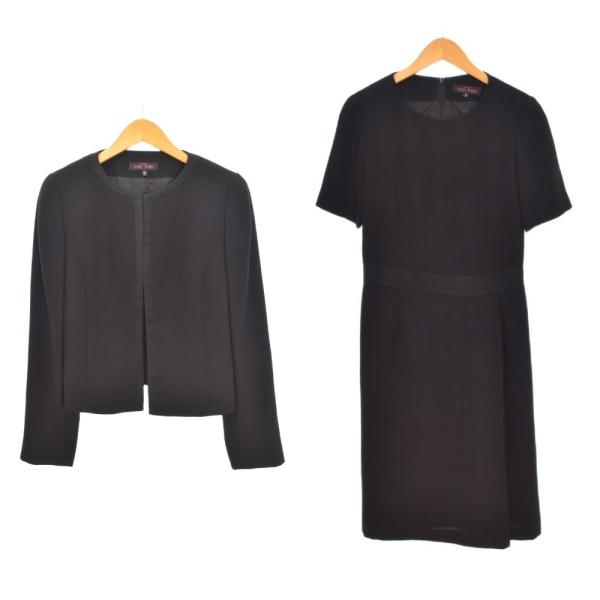 ユキトリイ YUKI TORII セットアップ ブラックフォーマル 喪服 ノーカラージャケット ワン...
