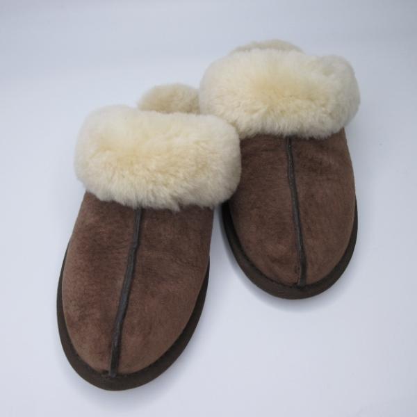 アグ オーストラリア UGG australia ルームシューズ ムートンスリッパ スリッポン ロゴ...