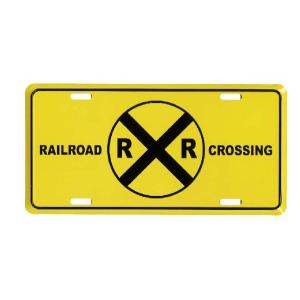【在庫処分価格】踏切注意 RAILROAD CROSSING ライセンスプレート アメリカ 雑貨 アメリカン雑貨｜veryberry