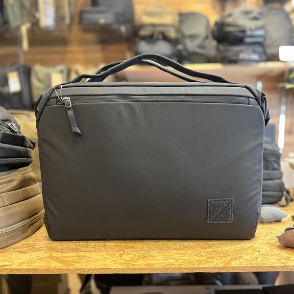 エバーグッズ EVERGOODS TB20 - Transit Briefcase 20L Solu...