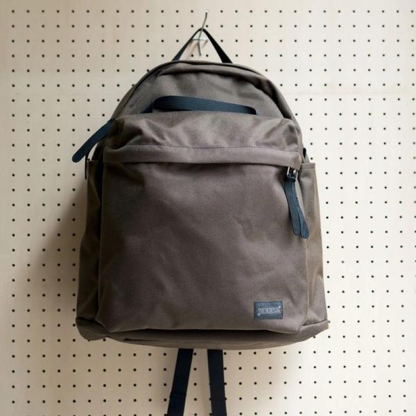 ブルーラグ BLUE LUG the day pack brown デイパック