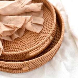 トレー 小物入れ トレイ かご トレー ラウンドラタンバスケットトレイ