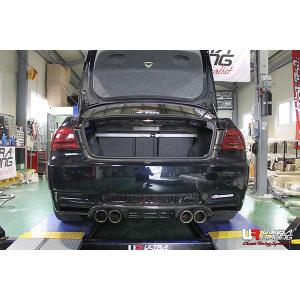 【Ultra Racing】 リアタワーバー BMW M3 E92 WD40 07/09-14/02 [RE2-2758A]