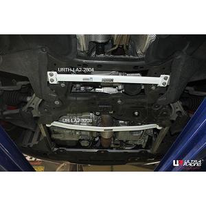 C クラス ultra racing フロントストラットタワーバー RCF タワーバー