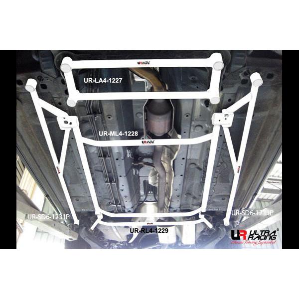 【Ultra Racing】 フロントメンバーブレース ニッサン エクストレイル T31 07/08...
