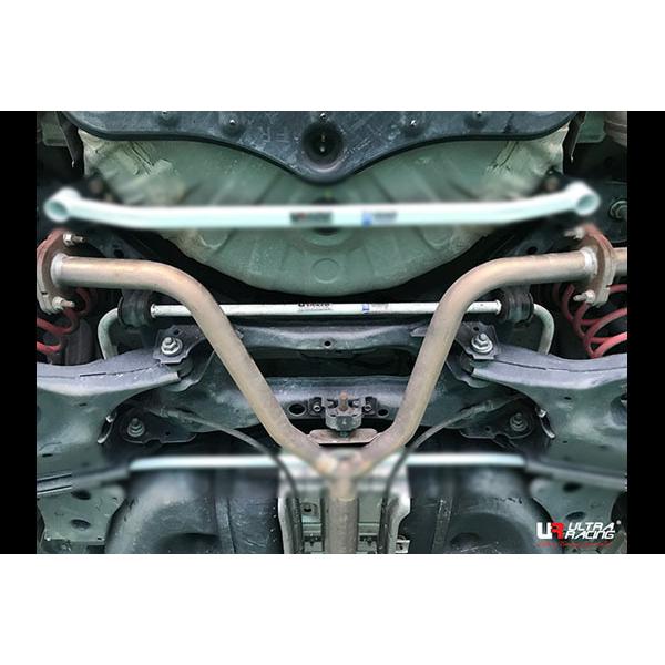 【Ultra Racing】 リアスタビライザー φ18 ニッサン ティアナ L33 14/02- ...