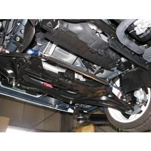 【KAWAI WORKS/カワイ製作所】 フロント ロアアームバー SUZUKI スーパーキャリー DA16T 2WD車専用 [SZ0850-LOF-00]｜vigoras