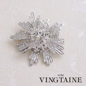 ヴァンテーヌ クリスタルブローチ リーフ モチーフ ジュエリー