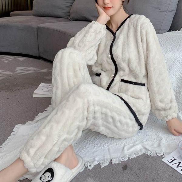 レディース  秋 冬 パジャマ 暖かい ボア素材 モコモコ 上下セット セット 寝間着 ルームウェア...