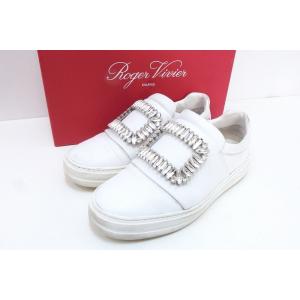 新品 Roger Vivier ロジェヴィヴィエ フラットシューズ パテント ロジェ ヴィヴィエ】ビジューの彩りが特別感を授けてくれるフラット