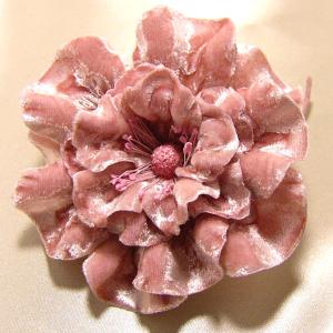 コサージュ　チェコ製　アクセサリー　 アネモネ　ピンク