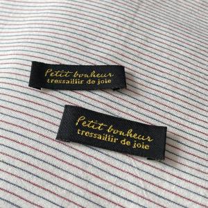 ハンドメイドに刺繍タグ5枚セット‐小さな幸せ（黒地×ゴールド）｜w-note