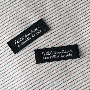 ハンドメイドに刺繍タグ5枚セット‐小さな幸せ（黒地×シルバー）｜w-note