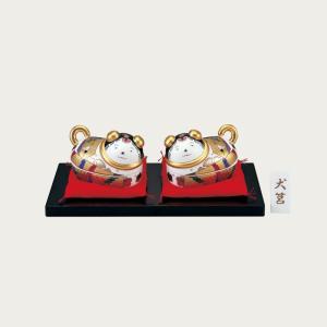 Noritake 置物 “フクロウ 三兄弟” 置物 “フクロウ 三兄弟” | ノリタケ食器公式オンラインショップ