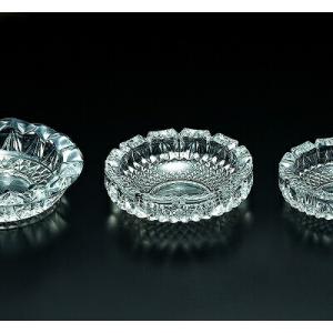 ビエナアンティークガラスの灰皿 ビエナアンティークガラスの灰皿 昭和レトロなガラスの灰皿