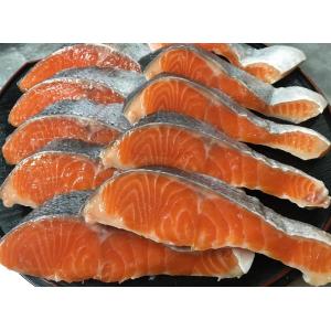 １番人気！脂ののった美味しい鮭（中塩）切身�